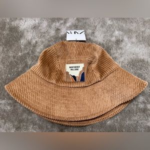 Zara men bucket hat